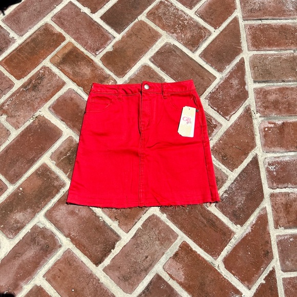 NWT red mini skirt - Picture 6 of 6